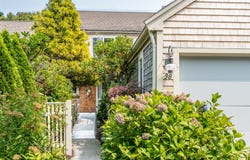 38 Kates Path Path, Yarmouth Port, MA 02675