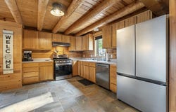 680 Lane 150H Hamilton Lake, Hamilton, IN 46742