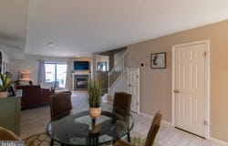 25 QUEEN ELIZABETH COURT, CHESTER, MD 21619