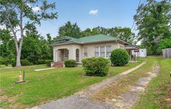 417 E Sellers Street E, Douglas, GA 31533