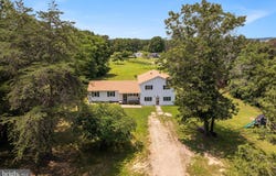 412 TRAYFOOT ROAD, GROTTOES, VA 24441