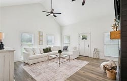 30395 E STEWART Road, Albany, LA 70711