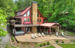 67 Lakeshore Drive, Blairsville, GA 30512