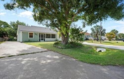 6015 Raintree Trl, Fort Pierce, FL 34982