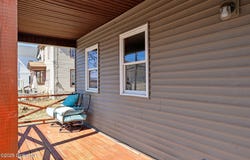 33 Third Avenue, Gloversville, NY 12078