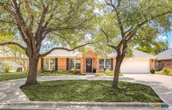 1510 Shadow Walk, Lockhart, TX 78644
