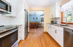 251 Phinneys Lane, Centerville, MA 02632