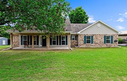 152 Black Hawk Lane, Gilmer, TX 75645