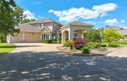 5041 Lake Breeze Road, Grove, OK 74344