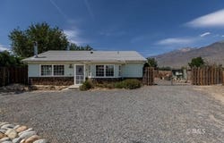 95 Mountain View Ave, Bishop, CA 93514