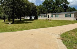 1556 gray lake Drive, Princeton, LA 71067