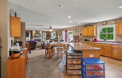 400 E Elder Street, Dike, IA 50624