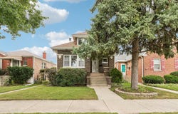 3616 Wisconsin Avenue, Berwyn, IL 60402