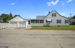 101 NE 10TH STREET, MILFORD, DE 19963