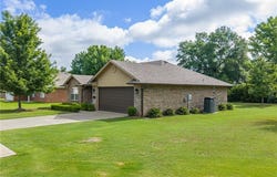 1724 Riley CIR, Alma, AR 72921