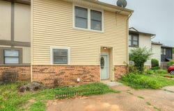 2328 Heatherfield Lane, Norman, OK 73071