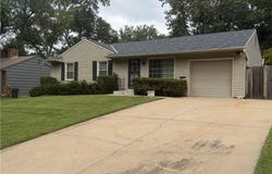 7914 W 86th Street, Overland Park, KS 66212