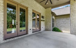 557 Crown Dr, Fulton, MS 38843