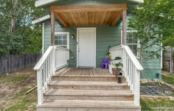 125 Magendie St, San Antonio, TX 78210-2519