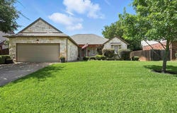 5001 Oak Springs Drive, Arlington, TX 76016