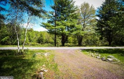 39 STREAM DRIVE, WHITE HAVEN, PA 18661