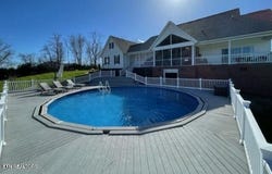 7640 Longmire Rd, Luttrell, TN 37779