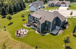 3247 Scanlan Lane NE, Rochester, MN 55906