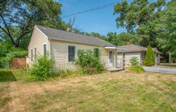 5426 Mulberry Avenue, Portage, IN 46368