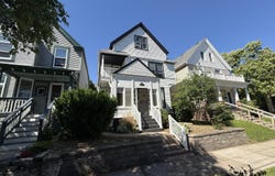 1537 E Irving Pl, Milwaukee, WI 53202