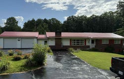 2818 Dungannon Road, Coeburn, VA 24230
