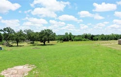12 Manning Lane, Madisonville, TX 77864