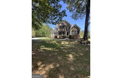 65 Spratlin Way, Hull, GA 30646