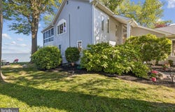 702 BAYSIDE DR, STEVENSVILLE, MD 21666