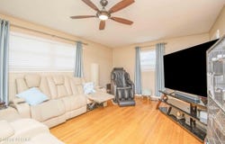 100 Viola Rd, Oak Ridge, TN 37830