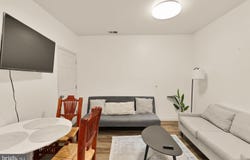 1605 ISHERWOOD ST NE, WASHINGTON, DC 20002