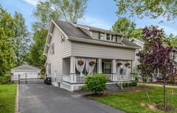 313 Moross Road, Grosse Pointe Farms, MI 48236
