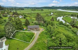 Orchard Ln, Astoria, OR 97103