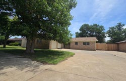 301 BENNETT Drive, Dumas, TX 79029-4132