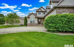 1210 NORMA Drive, Bloomington, IL 61704