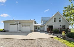 1067 320Th Avenue, Malcom, IA 50157