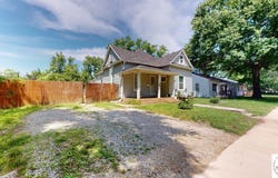 1941 E 6th, Sedalia, MO 65301