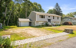 146 Black Point Road, East Lyme, CT 06357