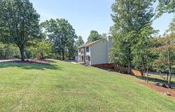 121 Oak Ridge Ct, Blue Ridge, VA 24064
