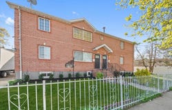 230-58 Lansing Ave, Springfield Gardens, NY 11413