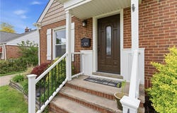 325 E 326th Street, Willowick, OH 44095