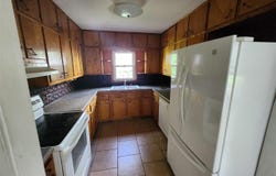 5052 S. L and N Turnpike Road, Magnolia, KY 42757