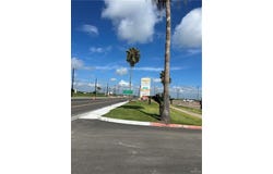 1425 W Main Avenue, Alton, TX 78573
