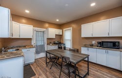 3900 W 33RD STREET, CLEVELAND, OH 44109