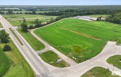 2675 Overpass Road, Riverton, IL 62561