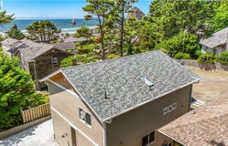 143 E TANANA AVE, Cannon Beach, OR 97110